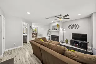630 W Canty St, Dallas, TX 75208 - Photo 9