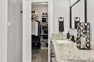 630 W Canty St, Dallas, TX 75208 - Photo 21