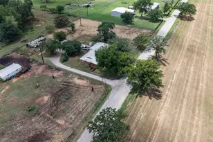 716 Co Rd 4757, Boyd, TX 76023 - Photo 35
