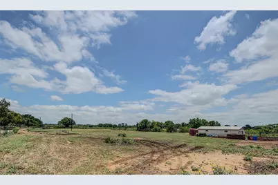 716 County Road 4757, Boyd, TX 76023 - Photo 13