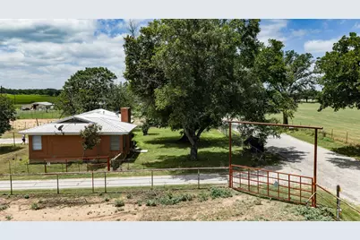 716 County Road 4757, Boyd, TX 76023 - Photo 29