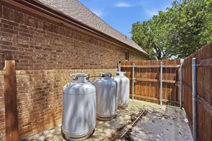 9709 Bellechase Rd, Granbury, TX 76049 - Photo 31