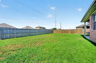 1033 McDonald Dr, Crowley, TX 76036 - Photo 33