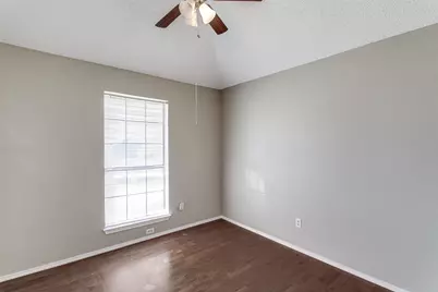 1633 San Francisco Street, Carrollton, TX 75007 - Photo 21