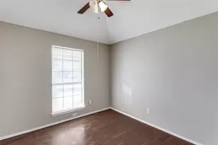 1633 San Francisco St, Carrollton, TX 75007 - Photo 21