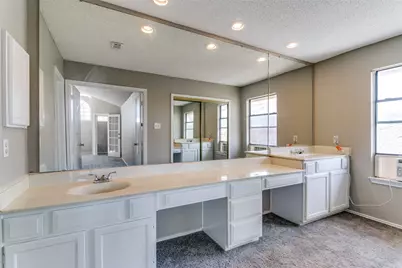 1633 San Francisco Street, Carrollton, TX 75007 - Photo 19