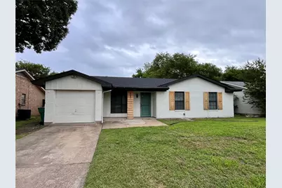 721 Lisa Lane, Cedar Hill, TX 75104 - Photo 1