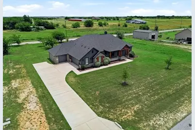 6909 Scarlett Way, Godley, TX 76044 - Photo 3