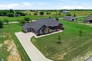 6909 Scarlett Wy, Godley, TX 76044 - Photo 3