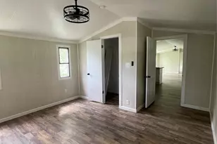 433 Capricorn Dr, Granbury, TX 76049 - Photo 21