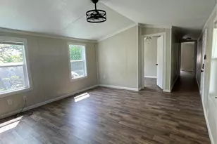 433 Capricorn Dr, Granbury, TX 76049 - Photo 29