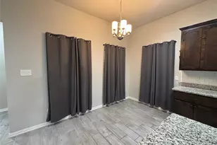 621 N Ave B, Springtown, TX 76082 - Photo 5