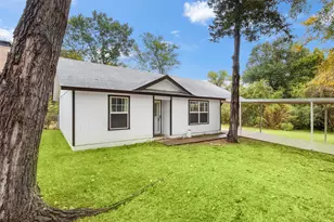 521 Hilltop Dr, Tool, TX 75143 - Photo 1