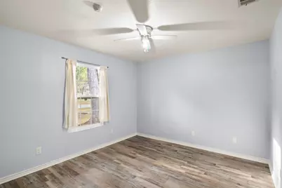 521 Hilltop Drive, Tool, TX 75143 - Photo 13