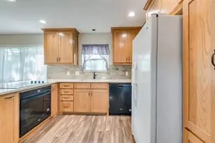 5500 Woodland Hills Dr, Denton, TX 76208 - Photo 15