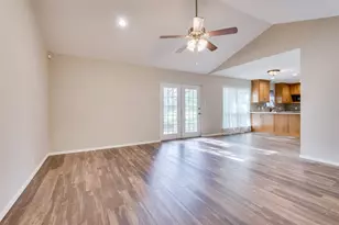 5500 Woodland Hills Dr, Denton, TX 76208 - Photo 11