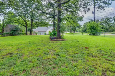 5500 Woodland Hills Drive, Denton, TX 76208 - Photo 25