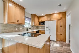 5500 Woodland Hills Dr, Denton, TX 76208 - Photo 13