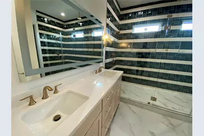 805 S Glasgow, Dallas, TX 75223 - Photo 13