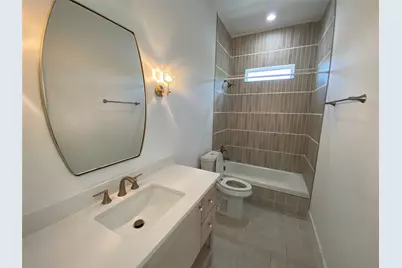 805 S Glasgow, Dallas, TX 75223 - Photo 19