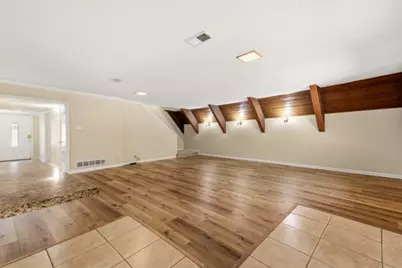 205 Roaring Springs Drive, DeSoto, TX 75115 - Photo 5