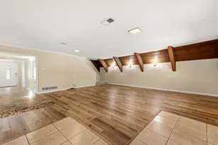 205 Roaring Springs Dr, DeSoto, TX 75115 - Photo 5