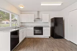 3709 Red Oak Dr, Garland, TX 75043 - Photo 19