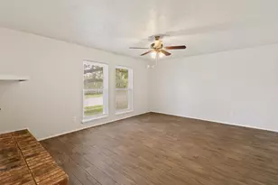 3709 Red Oak Dr, Garland, TX 75043 - Photo 7