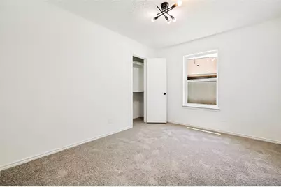 1221 Hilburn Court, Irving, TX 75060 - Photo 19