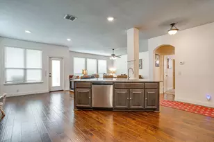 4145 Sweet Clover Ln, Fort Worth, TX 76036 - Photo 5