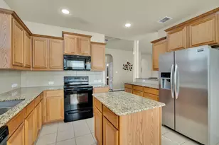 3721 Cecelia Ln, Forest Hill, TX 76140 - Photo 9