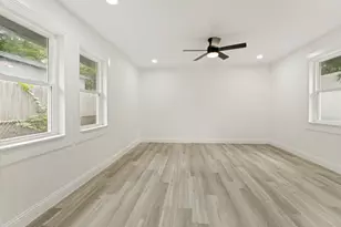 429 Harmon Rd, Hurst, TX 76053 - Photo 11