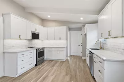 4229 Emerson Drive, Plano, TX 75093 - Photo 13