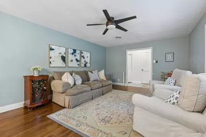 9815 Windledge Drive, Dallas, TX 75238 - Photo 7
