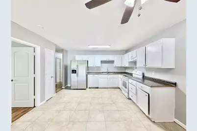 4338 Forest Point Drive, Garland, TX 75043 - Photo 5
