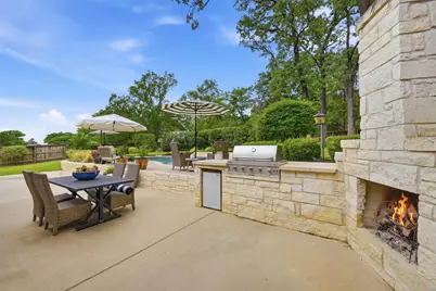 215 Pueblo Drive, Lake Kiowa, TX 76240 - Photo 35