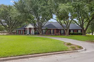 400 Timberlake Dr, Azle, TX 76020 - Photo 7