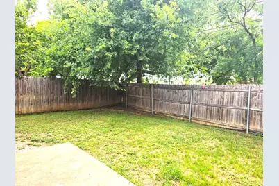 1007 Mitchell Lane, Burleson, TX 76028 - Photo 21