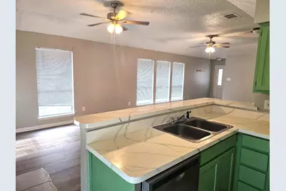 1007 Mitchell Lane, Burleson, TX 76028 - Photo 5