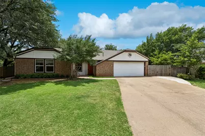 2206 Sexton Drive, Arlington, TX 76015 - Photo 1