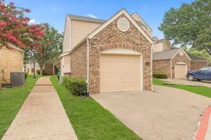 201 Cimarron Trail, Irving, TX 75063 - Photo 27