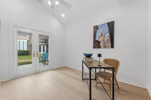 201 Cimarron Trail, Irving, TX 75063 - Photo 13