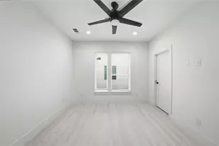 7207 Mohawk Dr, Dallas, TX 75235 - Photo 11