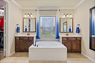 9902 Clubhouse Cir, Rowlett, TX 75089 - Photo 21