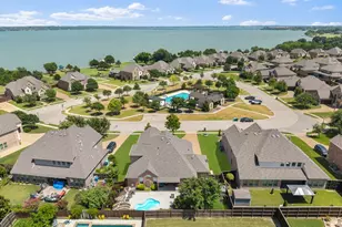 9902 Clubhouse Cir, Rowlett, TX 75089 - Photo 37