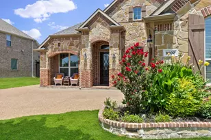 9902 Clubhouse Cir, Rowlett, TX 75089 - Photo 3