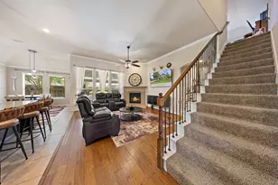 9902 Clubhouse Cir, Rowlett, TX 75089 - Photo 9