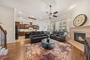 9902 Clubhouse Cir, Rowlett, TX 75089 - Photo 11