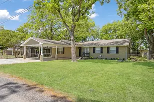 470 W Marshall St, Van Alstyne, TX 75495 - Photo 1