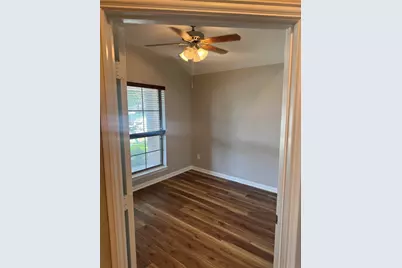 111 Valley Ranch Court, Waxahachie, TX 75165 - Photo 15